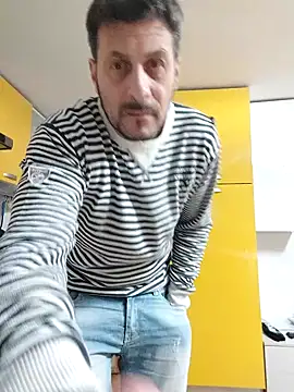 colosone online show from February 18, 8:25 pm