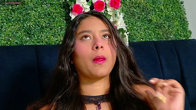 AnnaSmiles online show from April 23, 8:33 pm