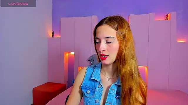 emilywilliis online show from February 7, 11:47 am