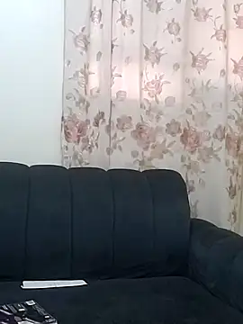 hothairy puss online show from June 9, 4:35 am