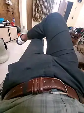 rohit16770 online show from April 22, 2:18 pm