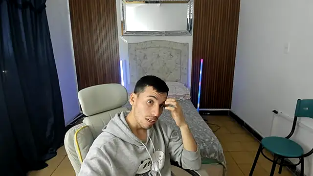 junior caicer online show from January 17, 1:54 am