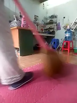 Tulip Giang online show from January 7, 2:03 am