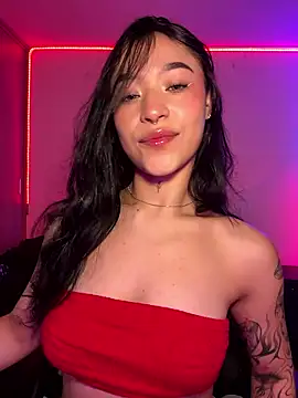 crystal dlun online show from January 18, 4:11 pm