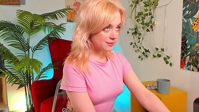 SilentObsession online show from January 10, 3:03 pm