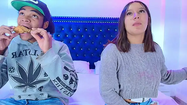 Cristal and luke online show from March 22, 3:32 am