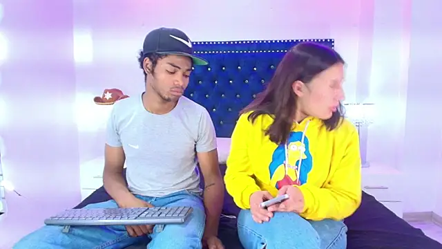 Cristal and luke online show from April 22, 3:31 am