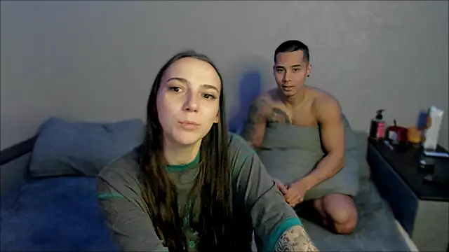 Snapshot of AnnaMized chatting on February 21, 12:22 am AnnaMized online show from February 21, 12:22 am