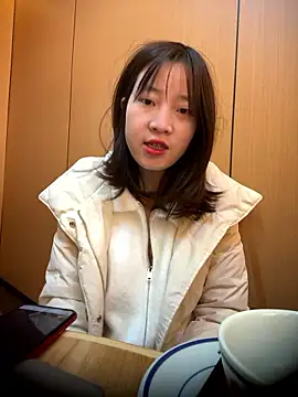 littleqiu9 online show from January 13, 10:42 am