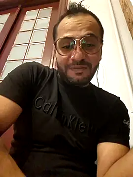 julian-112 online show from January 9, 10:22 pm