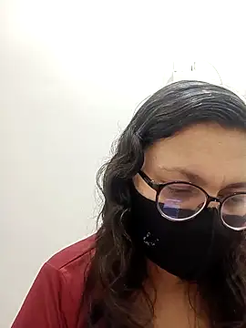 piryasharma005 online show from January 17, 1:49 pm