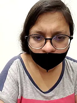 piryasharma005 online show from March 5, 11:06 am