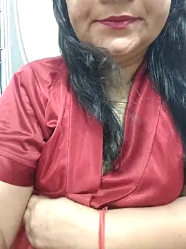 piryasharma005 online show from May 6, 6:52 am