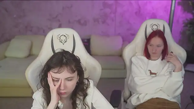 Snapshot of Orly_flame chatting on March 4, 7:31 pm Orly flame online show from March 4, 7:31 pm