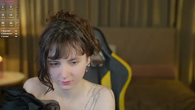 Orly flame online show from March 31, 6:41 pm