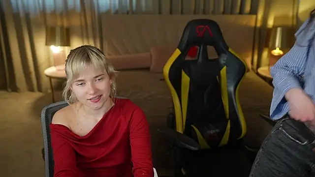 Orly flame online show from April 29, 3:38 pm