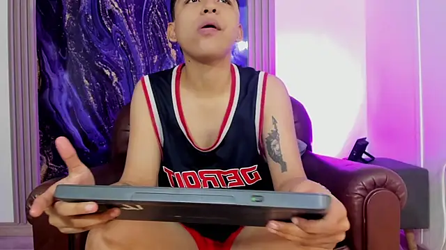 ale clark online show from January 16, 3:21 am