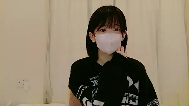 yuruchan  online show from February 5, 7:07 pm