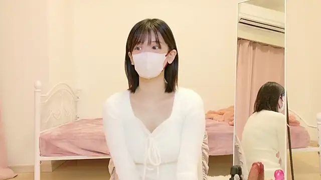 yuruchan  online show from February 28, 2:40 pm