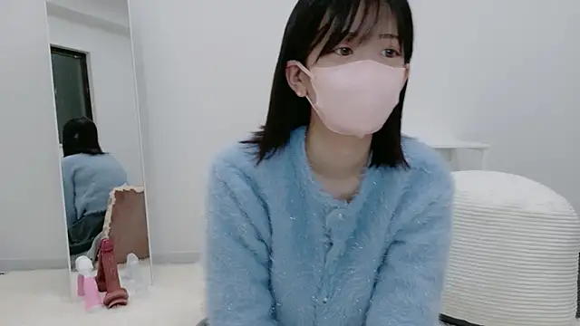 yuruchan  online show from March 6, 2:24 pm