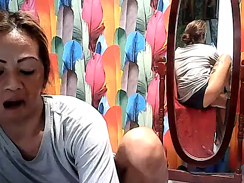 Snapshot of Simplewild21 chatting on May 10, 8:14 pm Simplewild21 online show from May 10, 8:14 pm