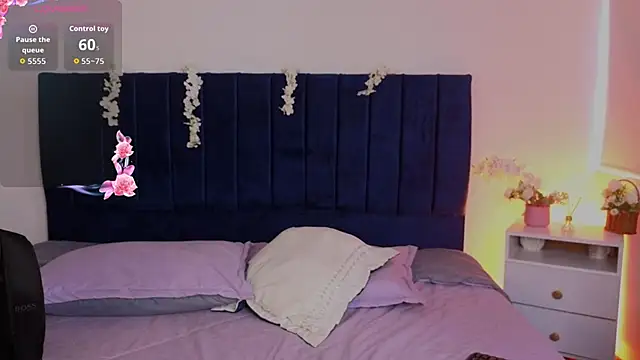 DulceRouss  online show from March 30, 11:44 am