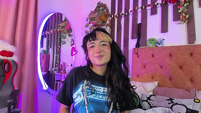 MeowMota  online show from April 22, 6:09 pm