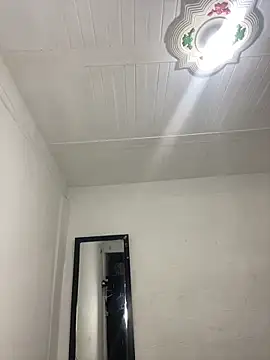 Snapshot of NataliaMillers chatting on February 21, 5:52 am NataliaMillers online show from February 21, 5:52 am