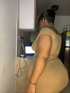NataliaMillers online show from May 22, 1:02 am