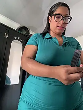 Snapshot of NataliaMillers chatting on July 2, 2:01 pm NataliaMillers online show from July 2, 2:01 pm