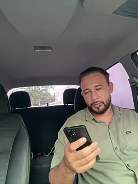 fabbronxer online show from February 5, 7:07 pm