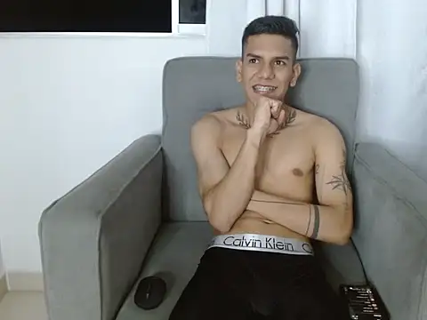 Snapshot of dani_sex1_ chatting on February 24, 2:09 am dani sex1 online show from February 24, 2:09 am