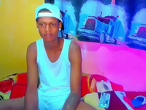 aunstin mohamme online show from April 22, 11:50 pm