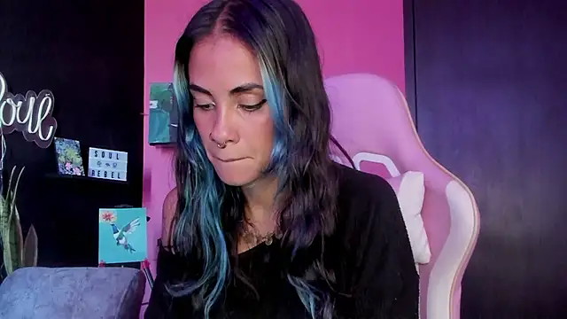 azula lillet online show from March 13, 8:59 pm