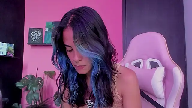 azula lillet online show from April 22, 3:24 pm