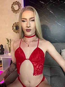 Snapshot of Alana_Stone chatting on July 8, 9:41 pm Alana Stone online show from July 8, 9:41 pm