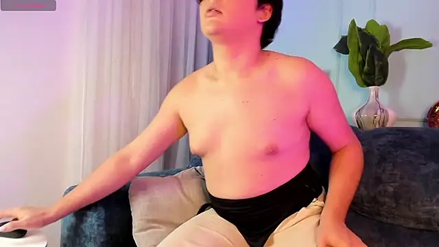 Nicki Ripperton online show from January 8, 1:13 pm