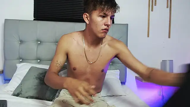 johnny blake  online show from January 12, 9:31 pm