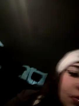 RoseNubble online show from March 3, 10:37 pm