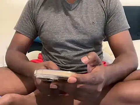 Curvy 69  online show from January 7, 4:15 am