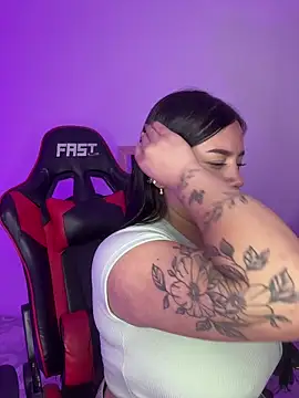 abby gonzales online show from March 21, 8:19 am