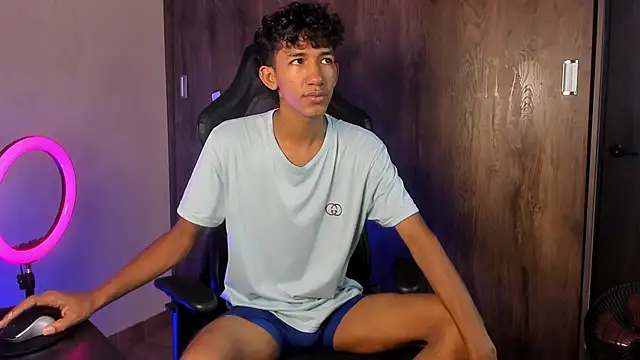 neitan miller  online show from April 3, 1:42 pm