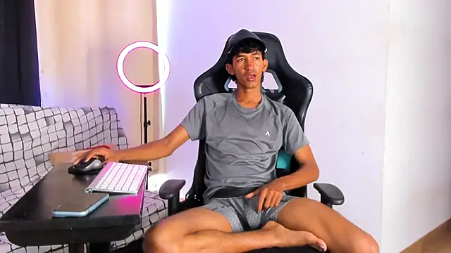 neitan miller  online show from April 22, 12:18 pm