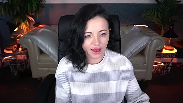 Dafni Monn online show from April 23, 5:52 am