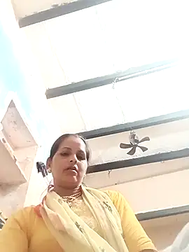 Hasmi hot09 online show from April 14, 4:46 pm