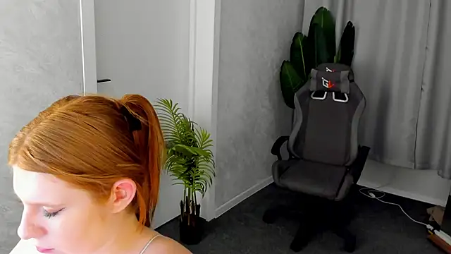 Sally Ange1 online show from April 19, 9:08 am