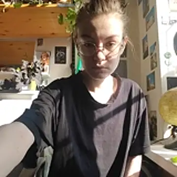 Shy Bamby online show from March 14, 9:15 am