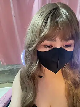 -Violet-t online show from March 8, 2:21 pm