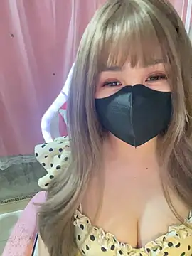 -Violet-t online show from April 19, 2:27 pm