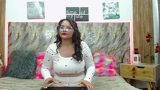 Snapshot of rossyvalbuena chatting on June 20, 2:53 pm rossyvalbuena online show from June 20, 2:53 pm